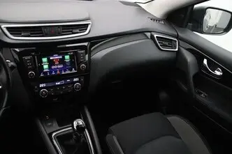 Nissan Qashqai, 1.3, 103 kW, bensiin, manuaal, esivedu