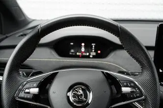 Škoda Enyaq, 221 kW, elekter, automaat, nelikvedu