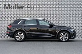 Audi e-tron, 300 kW, elekter, automaat, nelikvedu