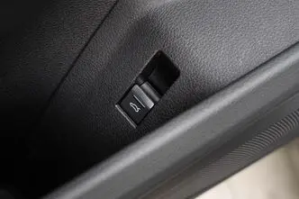 Audi e-tron, 300 kW, elekter, automaat, nelikvedu