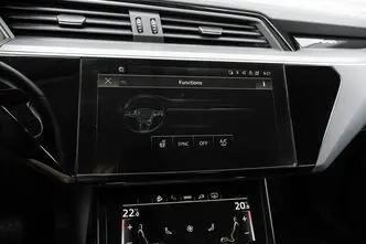 Audi e-tron, 300 kW, elekter, automaat, nelikvedu