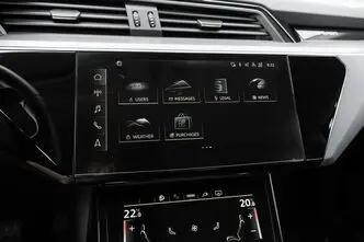 Audi e-tron, 300 kW, elekter, automaat, nelikvedu