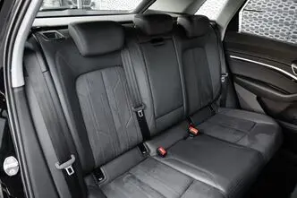 Audi e-tron, 300 kW, elekter, automaat, nelikvedu
