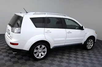 Mitsubishi Outlander, 2.4, 125 kW, bensiin, automaat, nelikvedu