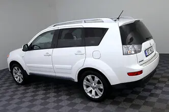 Mitsubishi Outlander, 2.4, 125 kW, bensiin, automaat, nelikvedu