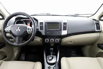 Mitsubishi Outlander, 2.4, 125 kW, bensiin, automaat, nelikvedu