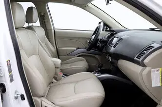 Mitsubishi Outlander, 2.4, 125 kW, bensiin, automaat, nelikvedu