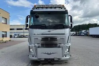 Volvo FH500, 375 kW, diesel, automatic