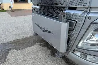 Volvo FH500, 375 kW, diesel, automatic