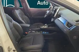 Renault Captur, 1.6, 105 kW, hybrid, automatic, front-wheel drive