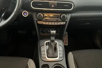 Hyundai Kona, 1.6, 77 kW, hybrid, automatic, front-wheel drive