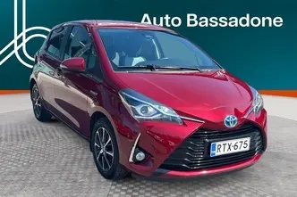 Toyota Yaris, 1.5, 74 kW, гибрид, автомат, передний привод