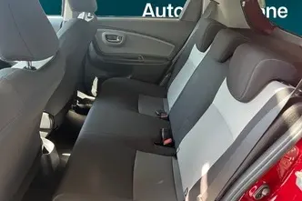 Toyota Yaris, 1.5, 74 kW, гибрид, автомат, передний привод