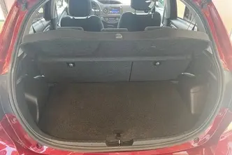 Toyota Yaris, 1.5, 74 kW, гибрид, автомат, передний привод