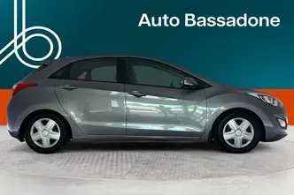 Hyundai i30, 1.6, 99 kW, бензин, механическая, передний привод