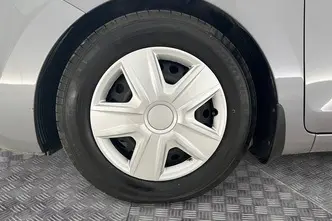 Hyundai i30, 1.6, 99 kW, бензин, механическая, передний привод