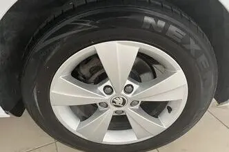 Škoda Octavia, 1.5, 110 kW, bensiin, manuaal, esivedu