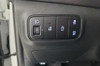Hyundai i20, 1.0, 74 kW, бензин, автомат, передний привод