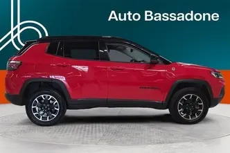 Jeep Compass, 1.3, 176 kW, pistikhübriid, automaat, nelikvedu