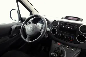 Citroën Berlingo, 1.6, 66 kW, bensiin, manuaal, esivedu