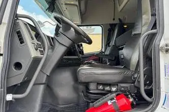 Volvo FM500, 375 kW, diesel, automatic