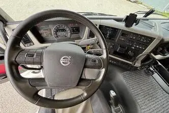 Volvo FM500, 375 kW, diesel, automatic