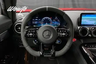 Mercedes-Benz AMG, 4.0, 559 kW, petrol, automatic, four-wheel drive