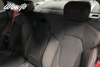 Porsche Taycan, 380 kW, elekter, automaat, nelikvedu