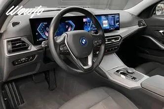 BMW 330, 2.0, 215 kW, hübriid, automaat, nelikvedu