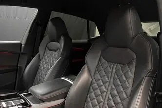 Audi Q8, 3.0, 340 kW, hybrid, automatic, four-wheel drive