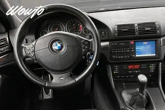 BMW M5, 294 kW, bensiin, manuaal, nelikvedu