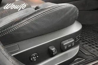 BMW M5, 294 kW, bensiin, manuaal, nelikvedu