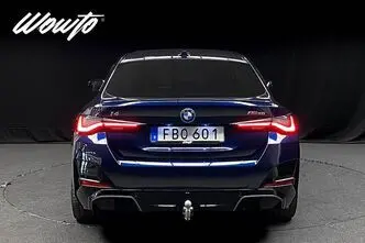 BMW i4, 400 kW, elekter, automaat, nelikvedu