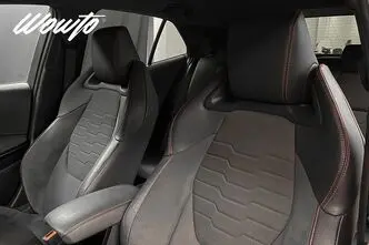 Toyota Corolla, 1.8, 90 kW, гибрид, автомат, полный привод