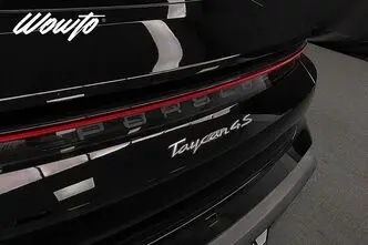 Porsche Taycan, 420 kW, электричество, автомат, полный привод