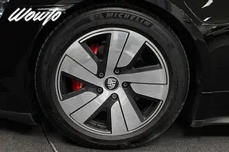Porsche Taycan, 420 kW, электричество, автомат, полный привод