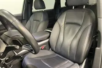 Audi Q7, 3.0, 210 kW, гибрид, автомат, полный привод