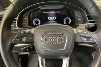 Audi Q7, 3.0, 210 kW, гибрид, автомат, полный привод
