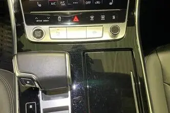 Audi Q7, 3.0, 210 kW, гибрид, автомат, полный привод