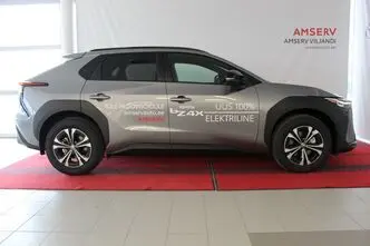 Toyota bZ4X, 118 kW, electric, four-wheel drive