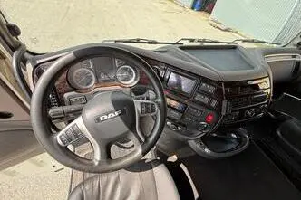 DAF XF530, 390 kW, diesel, automatic
