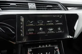 Audi e-tron, 300 kW, elekter, automaat, nelikvedu