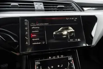 Audi e-tron, 300 kW, elekter, automaat, nelikvedu
