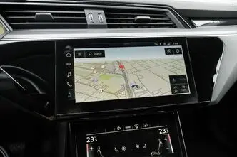 Audi e-tron, 300 kW, elekter, automaat, nelikvedu