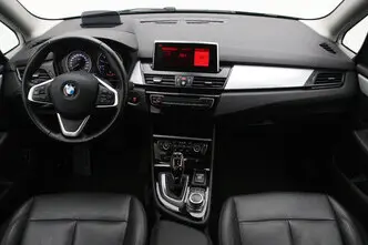 BMW 218, 1.5, 100 kW, бензин, автомат, передний привод