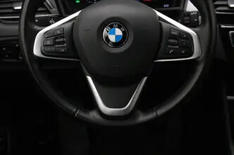 BMW 218, 1.5, 100 kW, бензин, автомат, передний привод