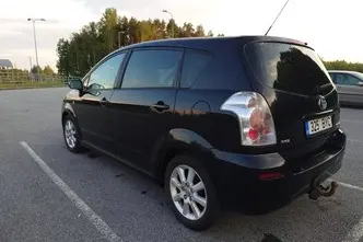 Toyota Corolla Verso, 2.2, 100 kW, дизель, механическая, передний привод