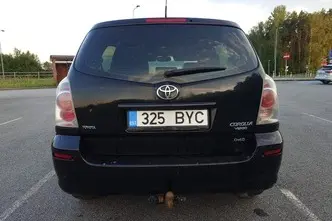 Toyota Corolla Verso, 2.2, 100 kW, дизель, механическая, передний привод