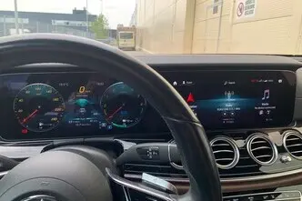 Mercedes-Benz E 300, 2.0, 143 kW, pistikhübriid, automaat, nelikvedu
