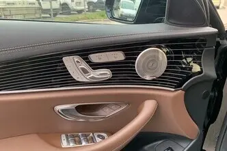 Mercedes-Benz E 300, 2.0, 143 kW, pistikhübriid, automaat, nelikvedu